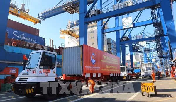 Economic recovery plan to boost national growth ảnh 1
