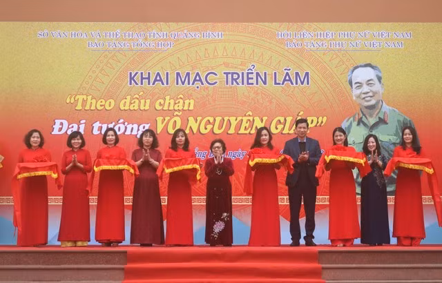 Exhibition honouring General Vo Nguyen Giap kicks off in Quang Binh ảnh 1