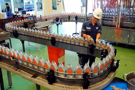 FDI reaches 23 billion USD in 2015 ảnh 1