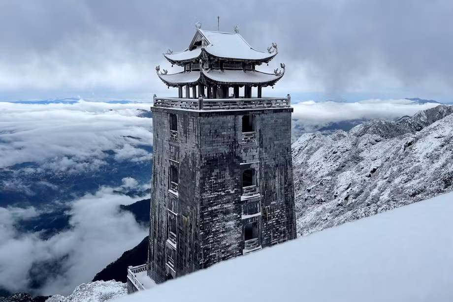 Sa Pa draws nearly 42,000 visitors during New Year holiday ảnh 3