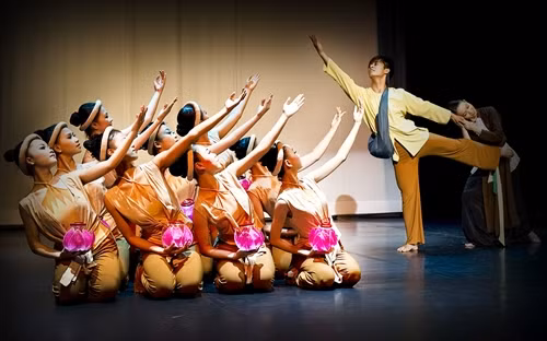 HCM City celebrates Reunification Day ảnh 1