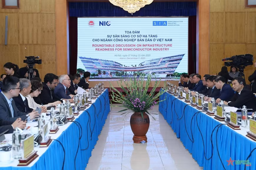 Vietnam’s infrastructure ready for semiconductor industry ảnh 2