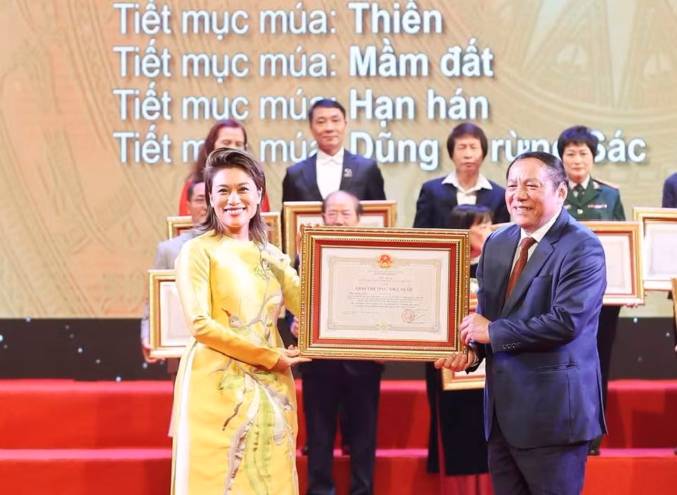 Embracing tradition while sculpting cultural industries ảnh 2