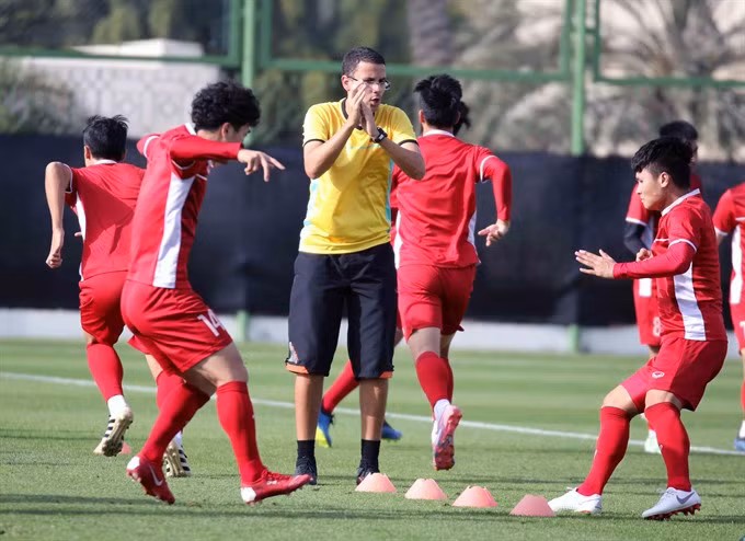 Vietnam can go through at Asian Cup, said Park ảnh 1