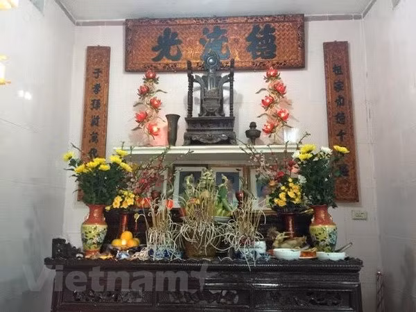 Ancestor worship reminds people of their roots ảnh 1