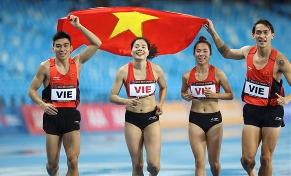 SEA Games 32: Vietnam win 15 more golds, rising to second position in medal tally ảnh 1 SEA Games 32: Vietnam win 15 more golds, rising to second position in medal tally ảnh 1