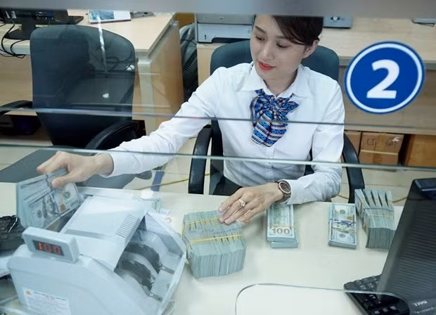 Reference exchange rate up 4 VND at week’s beginning ảnh 1