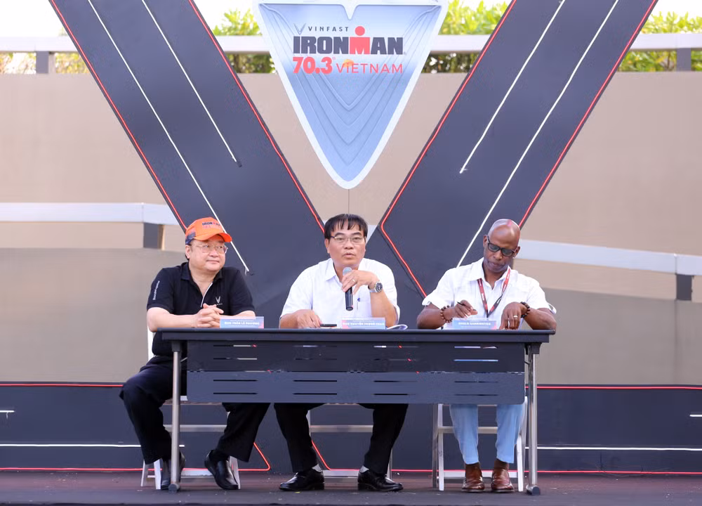 Nearly 3,000 athletes competing in VinFast IRONMAN 70.3 Vietnam ảnh 1