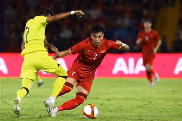 SEA Games 32: Vietnam win 15 more golds, rising to second position in medal tally ảnh 3 SEA Games 32: Vietnam win 15 more golds, rising to second position in medal tally ảnh 3