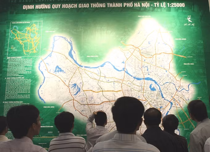 NA discuss access to information, development plans ảnh 1