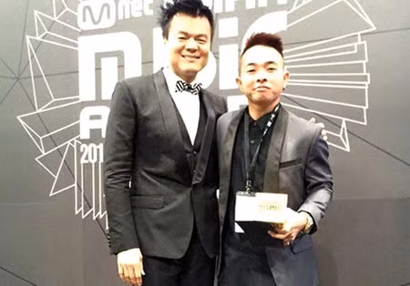 Vietnamese artists win big at MAMA awards ảnh 1