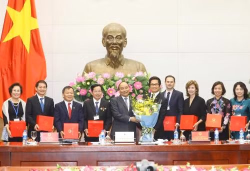 PM pledges continued support for business community ảnh 1 PM pledges continued support for business community ảnh 1