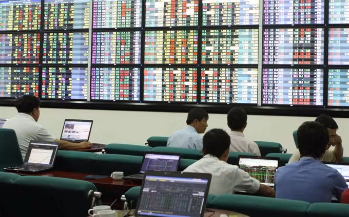 VN-Index extends gain on large caps ảnh 1 VN-Index extends gain on large caps ảnh 1
