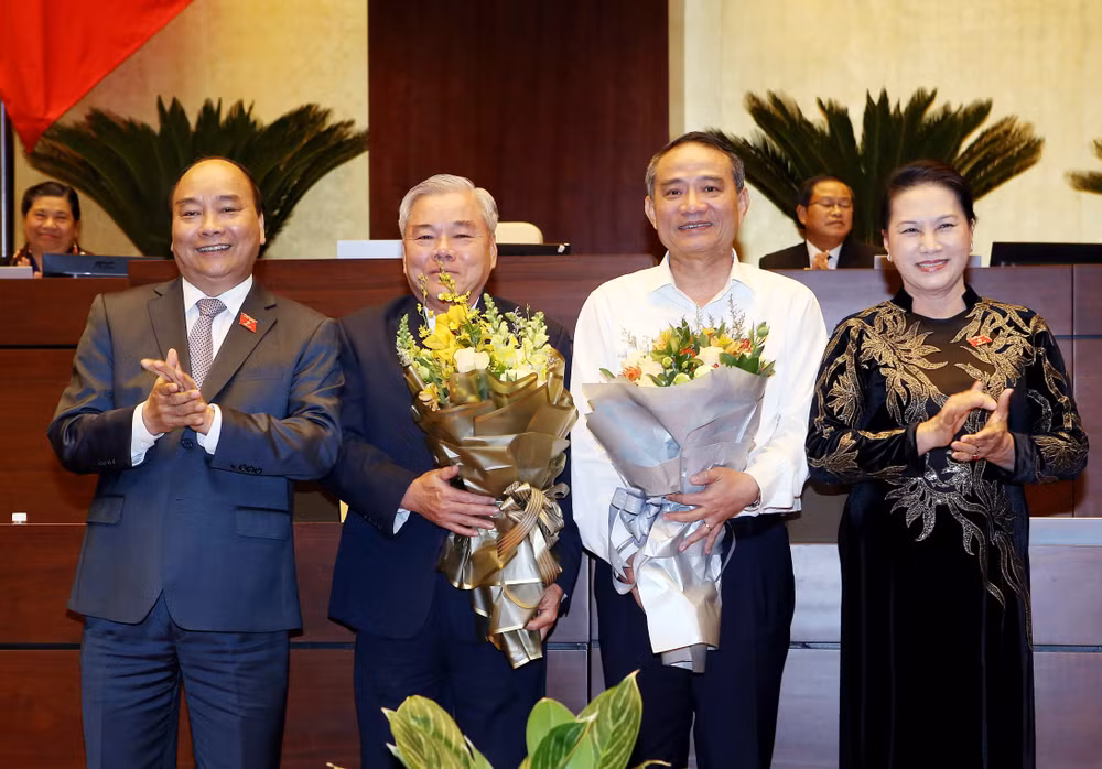Transport minister, gov’t inspector general dismissed ảnh 1