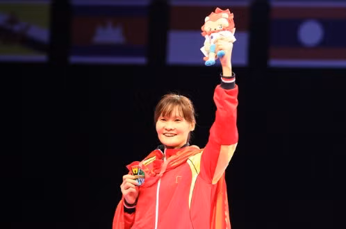 Vietnamese taekwondo fighters win golds at Kazakhstan Open ảnh 1
