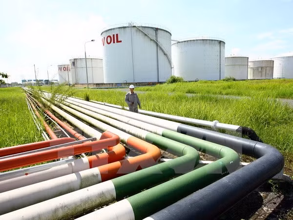 Vietnam’s PV OIL holds 20 percent of petroleum retail in Laos ảnh 1 Vietnam’s PV OIL holds 20 percent of petroleum retail in Laos ảnh 1