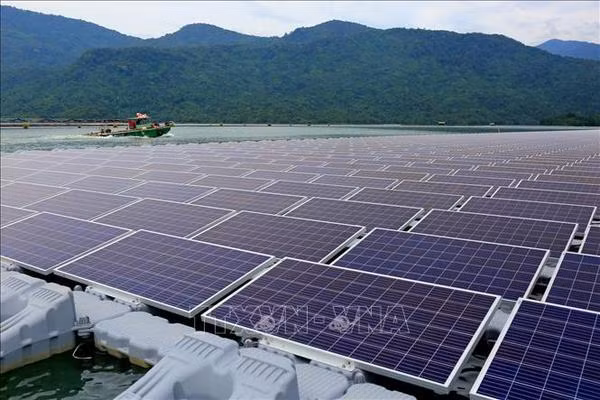 Officials highlight measures to fulfil growth target for 2023 ảnh 2