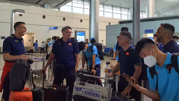 SEA Games 32: Vietnam's U22 football team arrive in Cambodia ảnh 2 SEA Games 32: Vietnam's U22 football team arrive in Cambodia ảnh 2