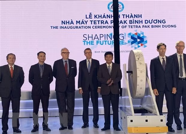 Tetra Pak inaugurates sterilised paper box plant ảnh 1