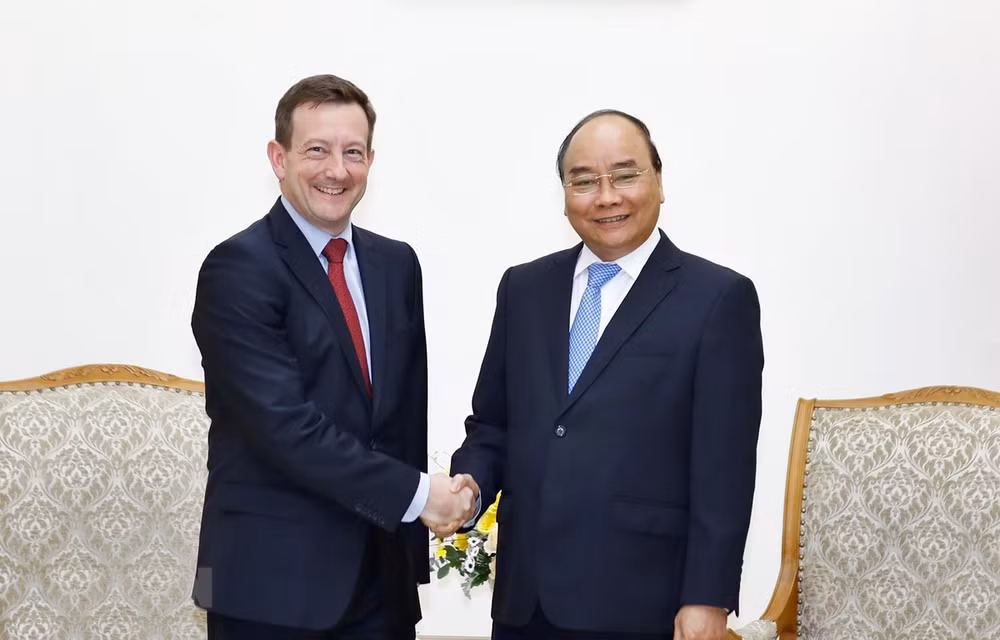 PM calls for strengthened Vietnam – France cooperation ảnh 1