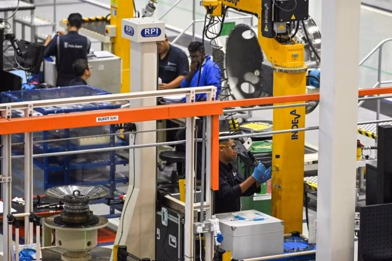 Singapore’s manufacturing growth continues decline ảnh 1