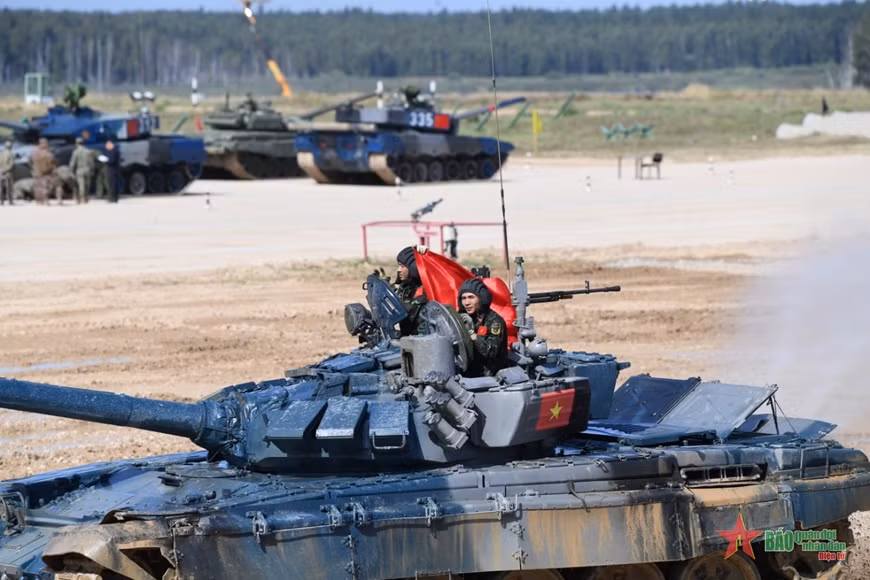 Army Games 2022: Vietnam’s second tank crew shoot down four out of five targets ảnh 1