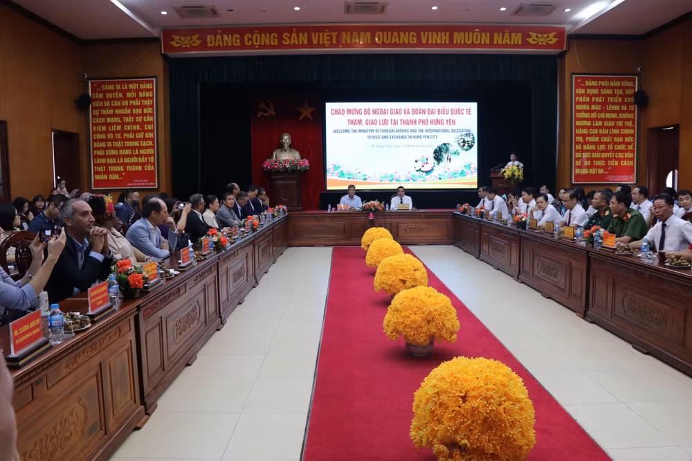 Hung Yen longan promoted among int'l diplomatic corps, industry associations ảnh 3 Hung Yen longan promoted among int'l diplomatic corps, industry associations ảnh 3