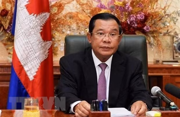 Cambodian PM highly values new university faculty on Vietnamese language ảnh 1