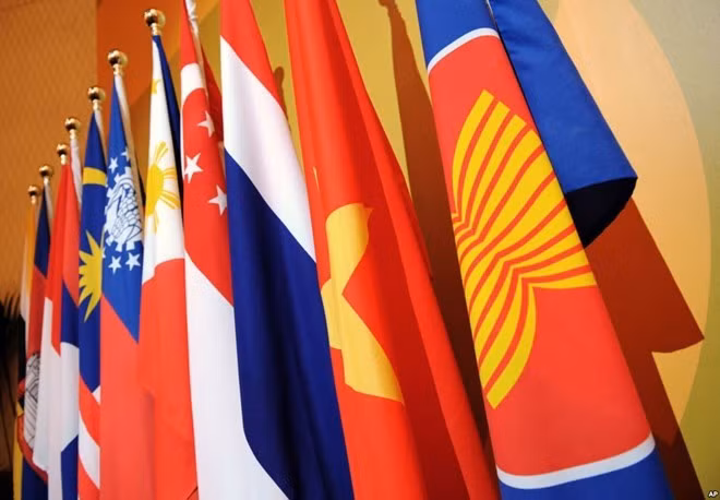 Vietnam sets out orientations for ASEAN cooperation ảnh 1