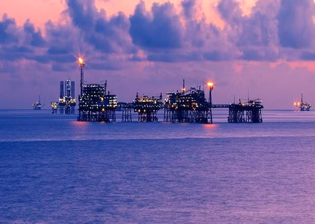 Oil and gas sector helps balance State budget ảnh 1