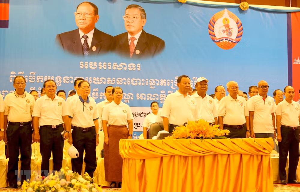 Cambodia: CPP starts local council election campaign ảnh 1