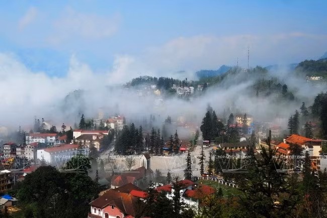 Nearly 81,000 people visits Sa Pa on holiday ảnh 1