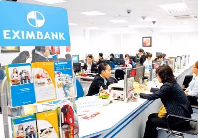 Vietcombank to cut stake in Eximbank ảnh 1 Vietcombank to cut stake in Eximbank ảnh 1