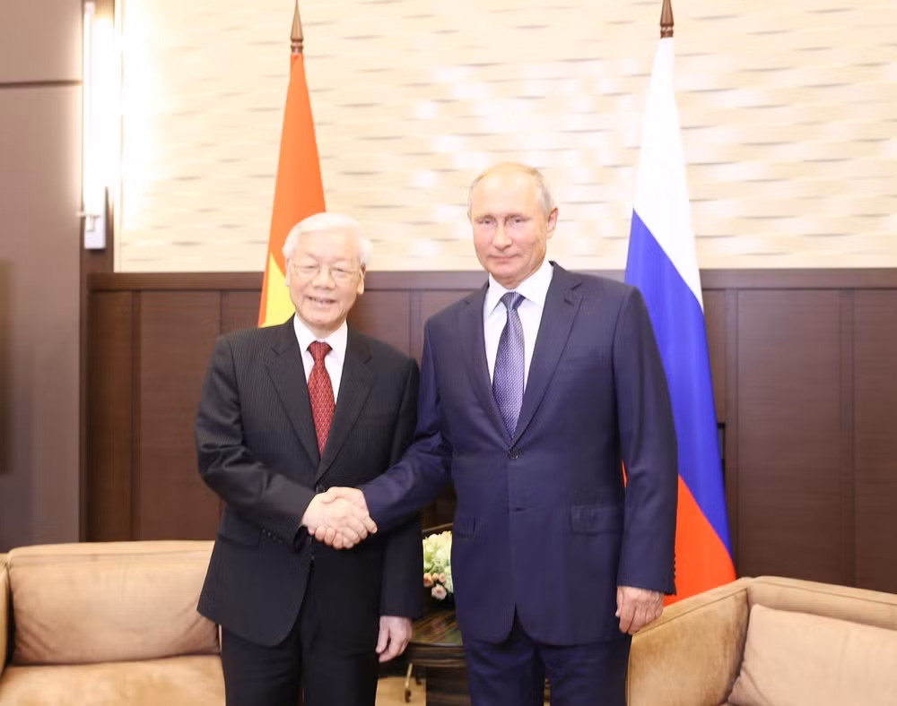 Russia an important, reliable partner of Vietnam: Party leader ảnh 1