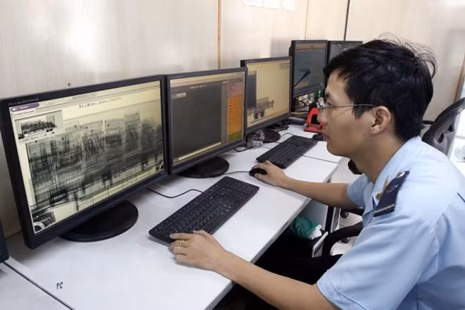 HCM City launches automated customs management system ảnh 1
