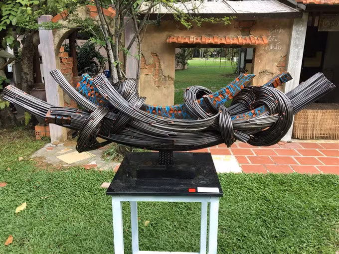 Major art exhibition celebrates National Day ảnh 1