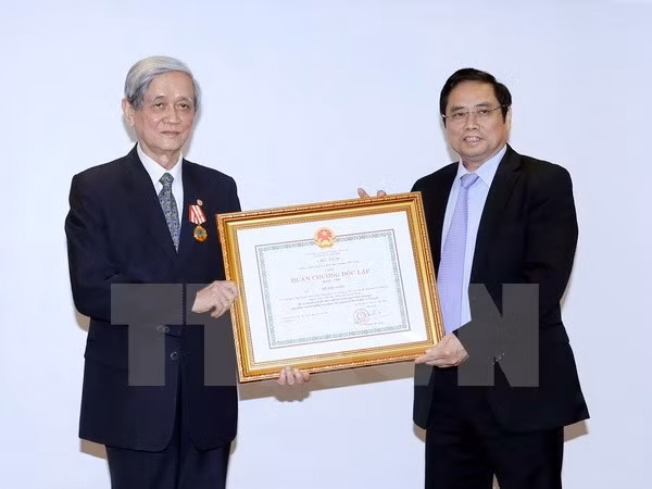 First class order bestowed upon former chief of Vietnam News Agency ảnh 1