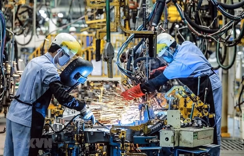 Vietnam’s economic growth projected to rebound from 2024 ảnh 2