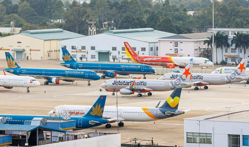Airfares for four-day National Day holidays soar ảnh 1