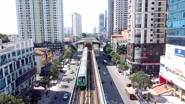 Passengers' convenience a priority as North-South high-speed train project takes shape: experts ảnh 1