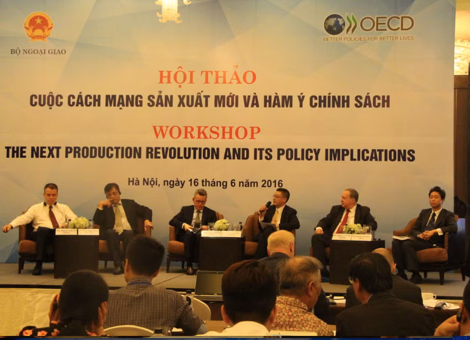 Great chance for Vietnam to enter next production revolution ảnh 1 Great chance for Vietnam to enter next production revolution ảnh 1