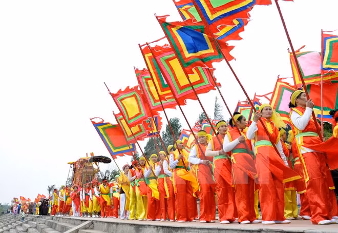 Festival to fete King Kinh Duong Vuong in full swing ảnh 1