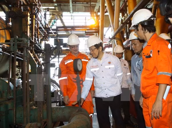 Oil and gas sector should build stabilisation fund: President ảnh 1