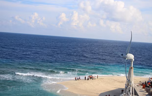 Promoting green growth - key to help Vietnam achieve maritime prosperity: insiders ảnh 3