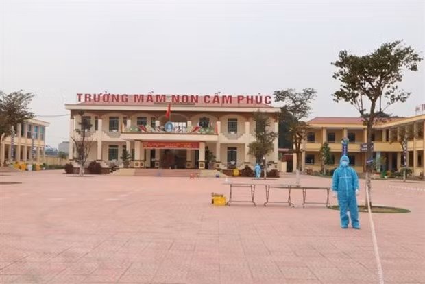 New COVID-19 infections number 13, including 8 from Hai Duong ảnh 1 New COVID-19 infections number 13, including 8 from Hai Duong ảnh 1