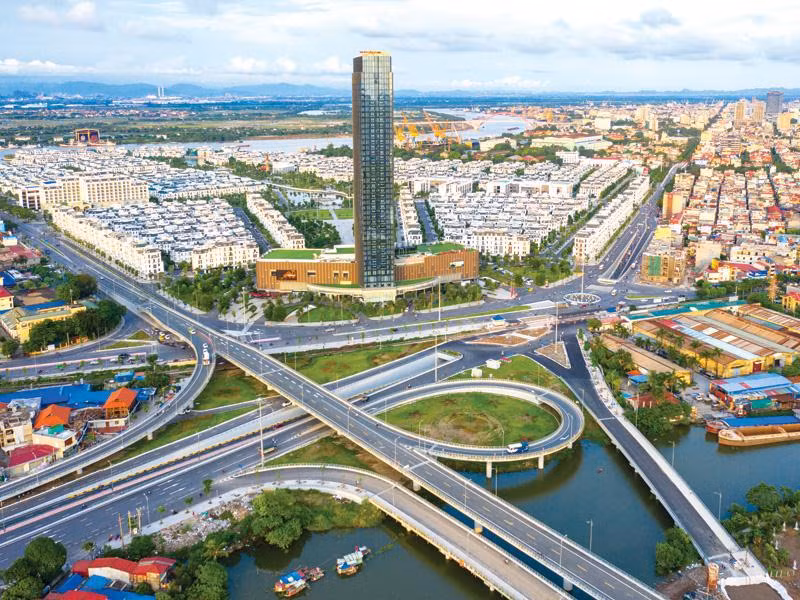 Hai Phong lures more than 1.24 billion USD in first nine months ảnh 1