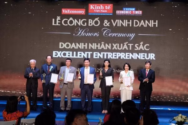 Winners of Vietnamese brand awards 2022 honoured ảnh 1