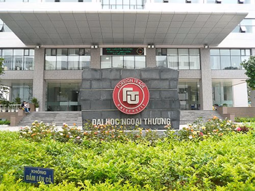 FTU wins many prizes at Social Business Creation competition ảnh 1
