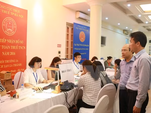 Hanoi’s taxation agency shares policies with Japanese businesses ảnh 1