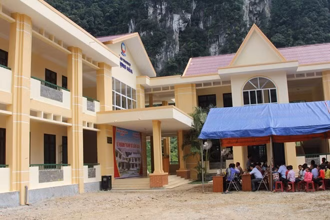 Vietnam Airlines builds school for ethnic minority pupils ảnh 1 Vietnam Airlines builds school for ethnic minority pupils ảnh 1
